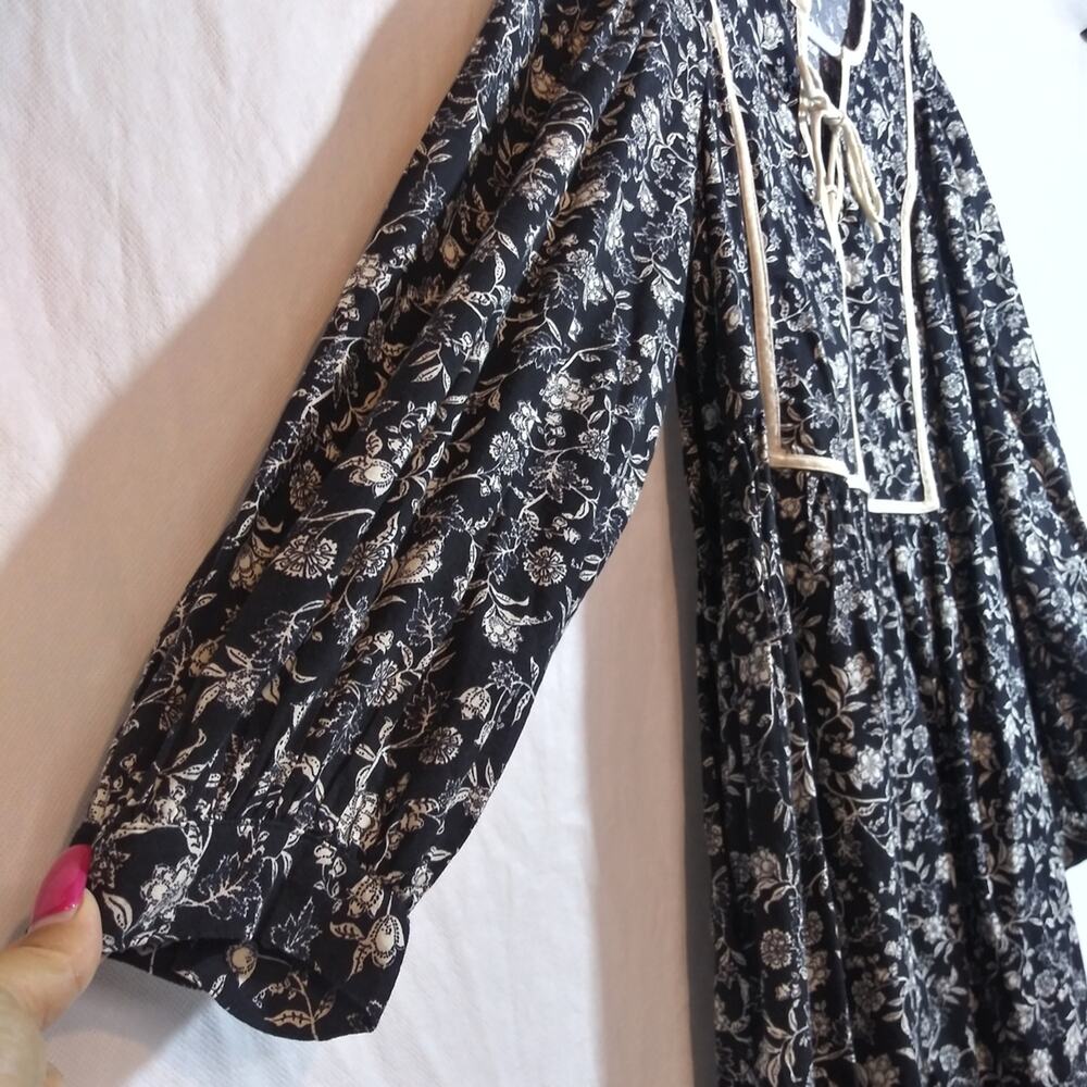 Old Navy Black Floral Long-Sleeve Boho Mini Dress Size L - Picture 9 of 11